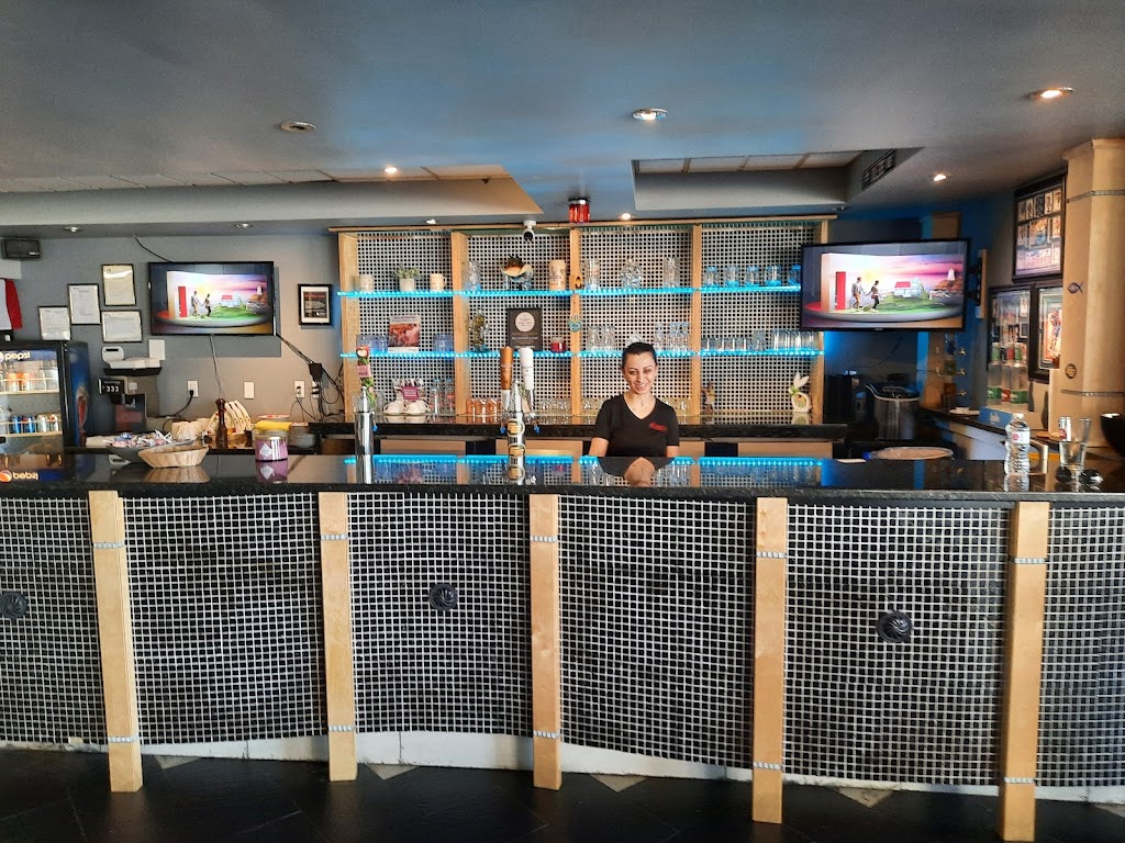 DJs Pizzeria | 50 St Thomas St, St. Albert, AB T8N 6Z8, Canada | Phone: (587) 290-1777