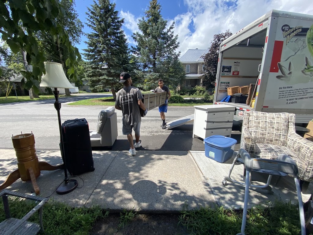 Ottawa Movers | 1755 Frobisher Ln, Ottawa, ON K1G 3T6, Canada | Phone: (613) 800-0917