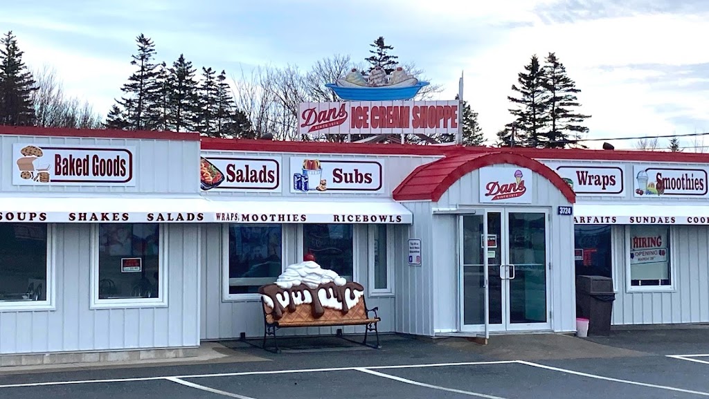 Dans Ice Cream Shoppe | 3724 Nova Scotia Trunk 3, Barrington Passage, NS B0W 1G0, Canada | Phone: (902) 637-3177