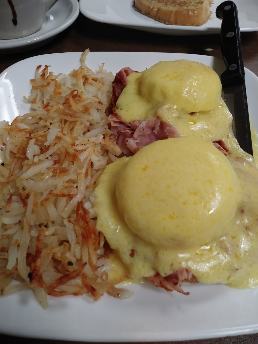 Brendas Homestyle Cookin | 125 Main St, Newport, VT 05855, USA | Phone: (802) 487-9372