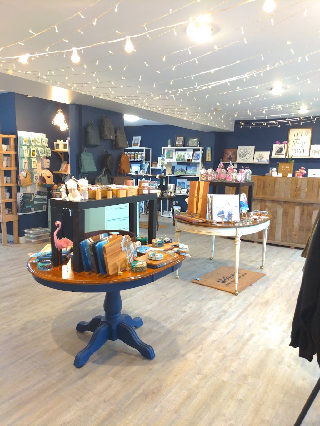 The Salty Sailor | 819 Gibsons Way #3, Gibsons, BC V0N 1V7, Canada | Phone: (604) 886-0163