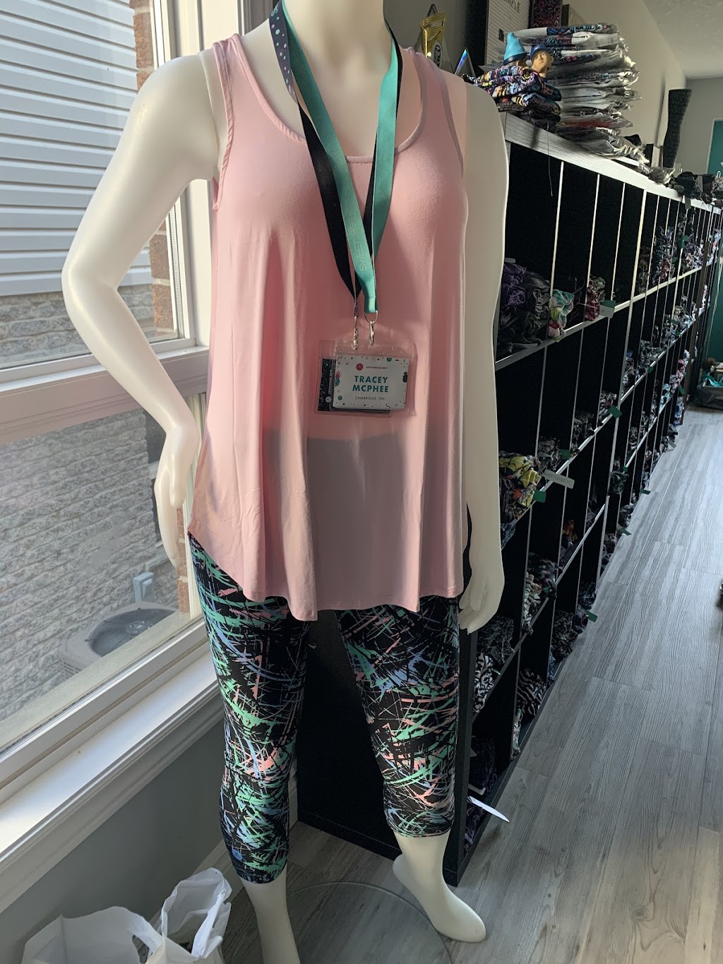 SweetLegs Cambridge with Tracey | 16 Hamer Crescent, Cambridge, ON N3C 4M2, Canada | Phone: (519) 221-8722