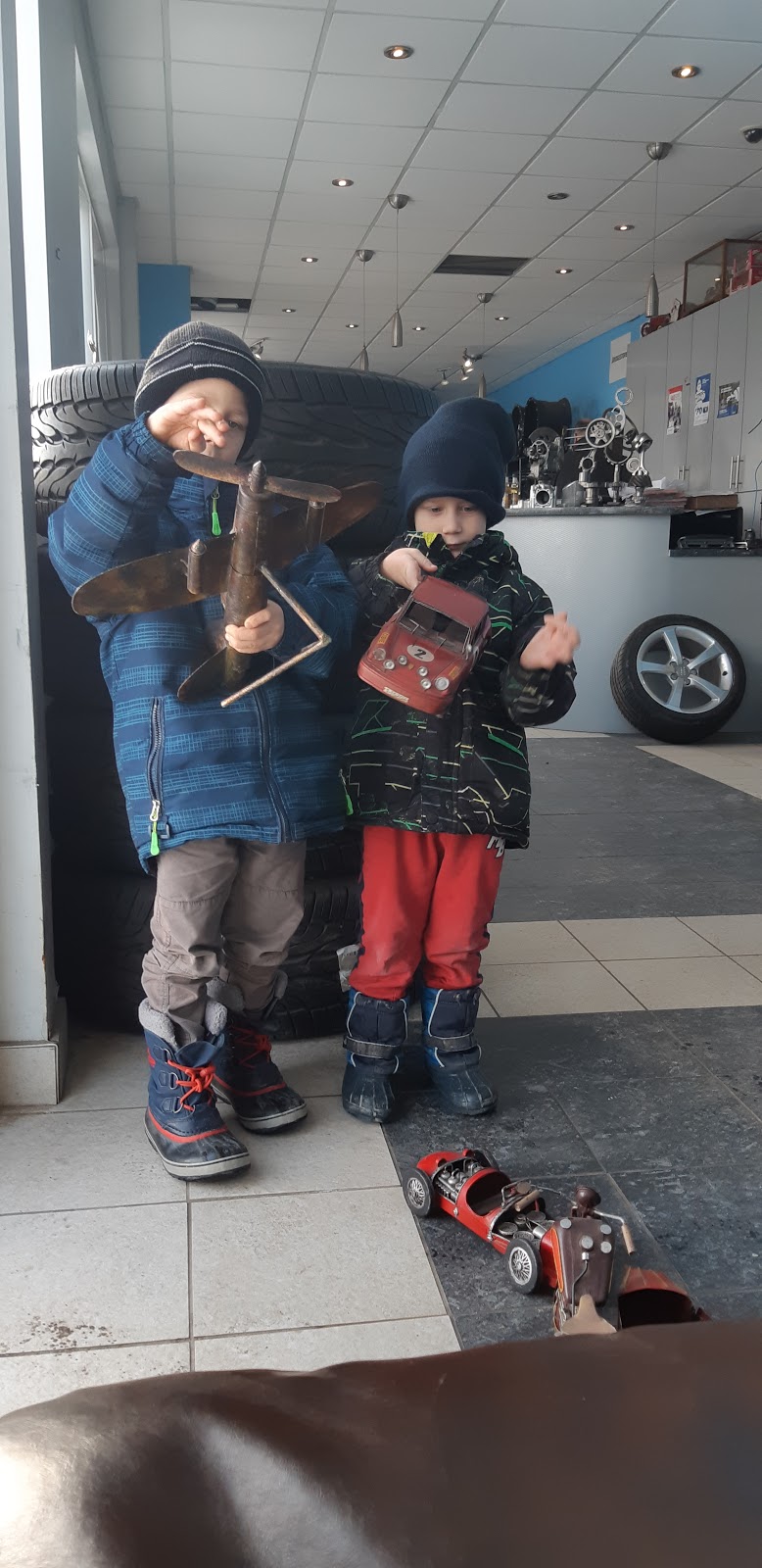 KANATA WHEELS | 25 Edgewater St, Kanata, ON K2L 1V7, Canada | Phone: (613) 836-8688