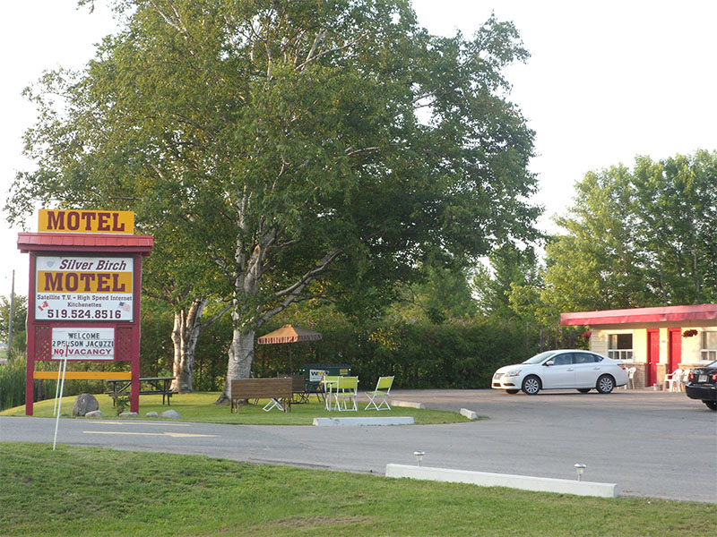 The Silver Birch Motel | 79764 Bluewater Hwy, Goderich, ON N7A 3X8, Canada | Phone: (519) 524-8516