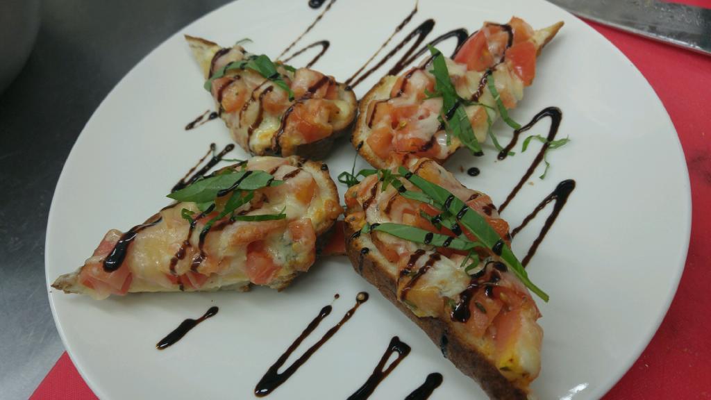 Crystanys Brasserie | 9848 Main St, Canning, NS B0P 1H0, Canada | Phone: (902) 582-3663