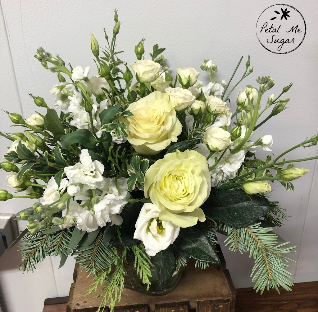 Petal Me Sugar Florist | 2 Orchard Heights Blvd #5, Aurora, ON L4G 3W3, Canada | Phone: (905) 726-3344