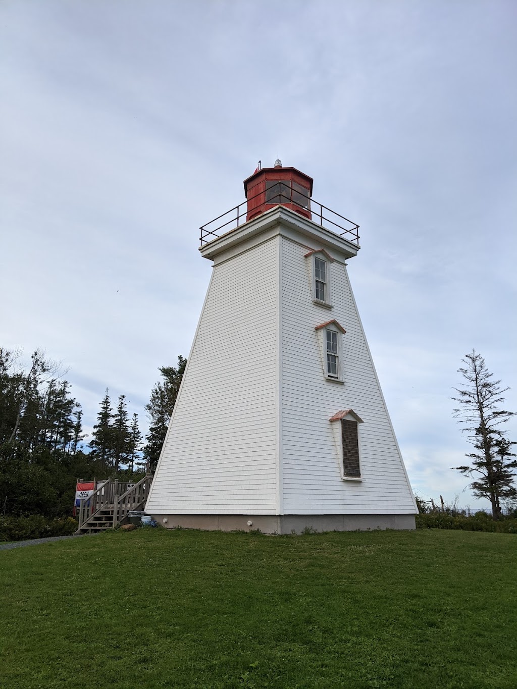 Cape Bear Lighthouse and Marconi Station | 42 Black Brook Rd, Murray Harbour, PE C0A 1V0, Canada | Phone: (902) 962-2917