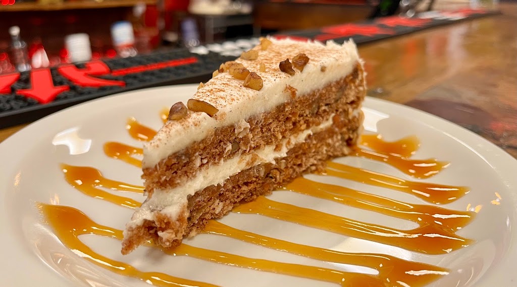 The Smokin 116 Bistro | 116 Pinnacle St, Belleville, ON K8N 3A4, Canada | Phone: (613) 902-5001