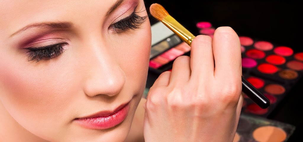 Clinique dermessence | 2381 Rue Principale O #110, Magog, QC J1X 0J4, Canada | Phone: (819) 847-2417
