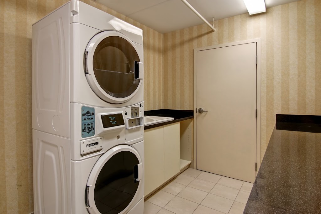 Hilton Garden Inn Toronto/Burlington | 985 Syscon Rd, Burlington, ON L7L 5S3, Canada | Phone: (905) 631-7000
