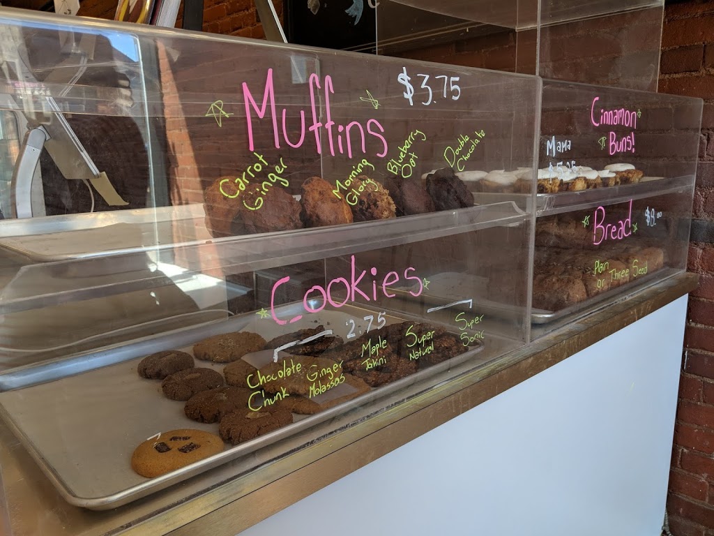 Bunners Bake Shop | 3054 Dundas St W, Toronto, ON M6P 1Z7, Canada | Phone: (647) 352-2975
