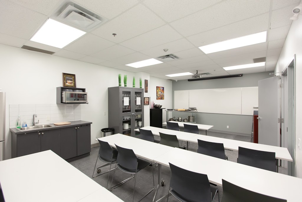 Hanson College - Brampton | 44 Peel Centre Dr #111, Brampton, ON L6T 4B5, Canada | Phone: (905) 791-7555