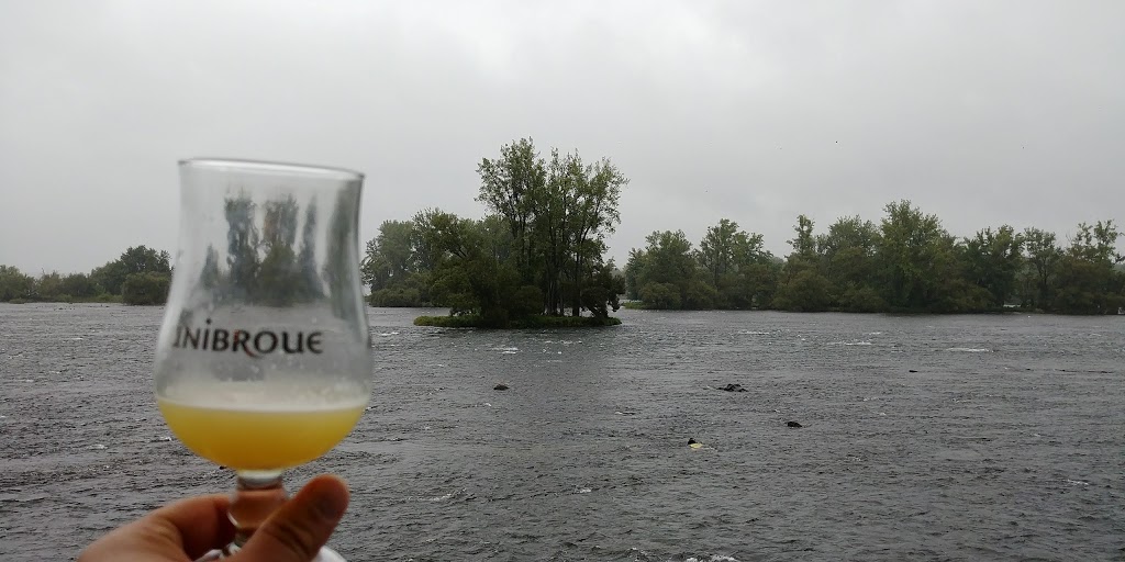Bières Et Saveurs de Chambly | 2 Rue de Richelieu, Chambly, QC J3L 2B9, Canada | Phone: (450) 447-2096