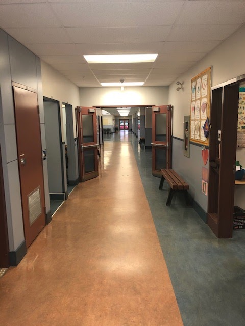 Qualicum Beach Elementary School | 699 Claymore Rd W, Qualicum Beach, BC V9K 2T6, Canada | Phone: (250) 752-9212