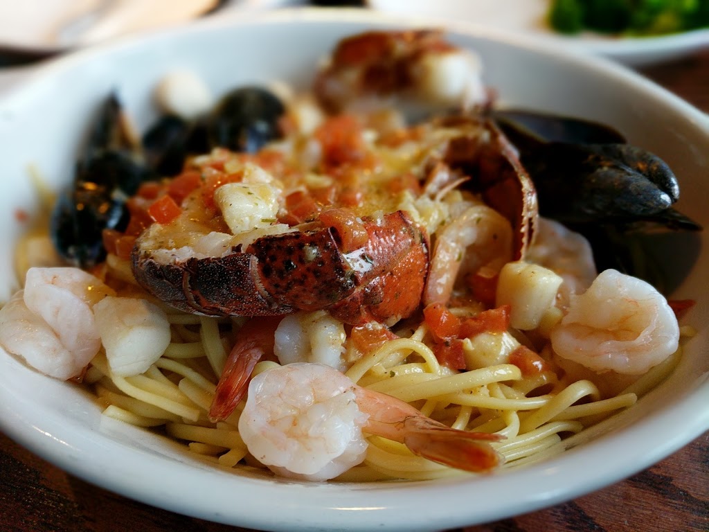Red Lobster | 3252 Sheppard Ave E, Scarborough, ON M1T 3K3, Canada | Phone: (416) 491-2507