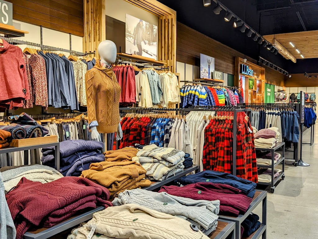 L.L.Bean | 225 The Boardwalk #4, Waterloo, ON N2T 0A6, Canada | Phone: (519) 568-5413