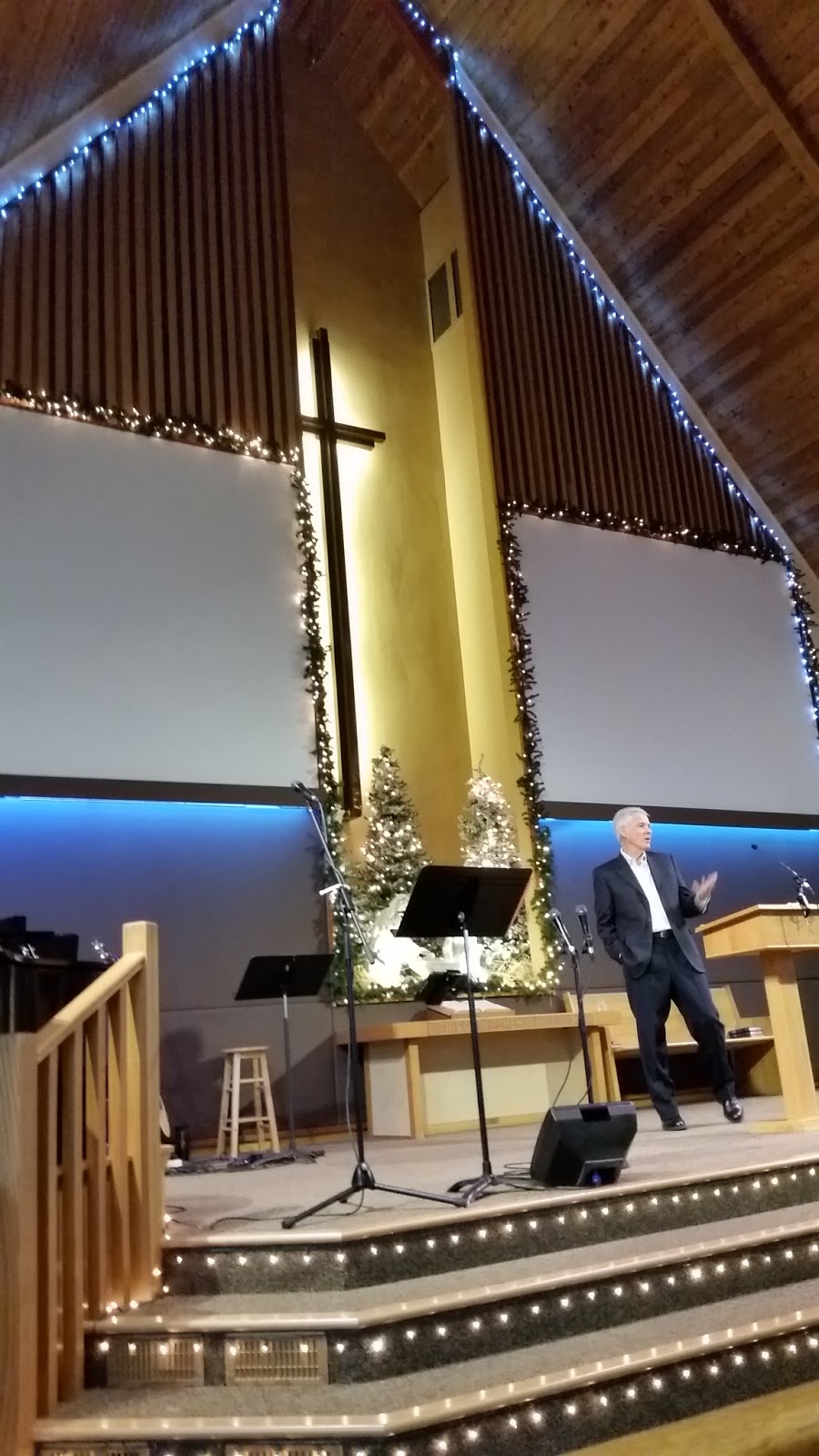 First Baptist Church | 1650 Waddington Rd, Nanaimo, BC V9S 4W3, Canada | Phone: (250) 753-0241