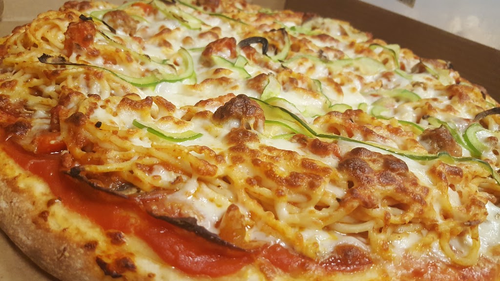 Pizzeria La Tradition Italienne | 579 Boulevard Lacombe, Repentigny, QC J5Z 4R7, Canada | Phone: (450) 470-1880