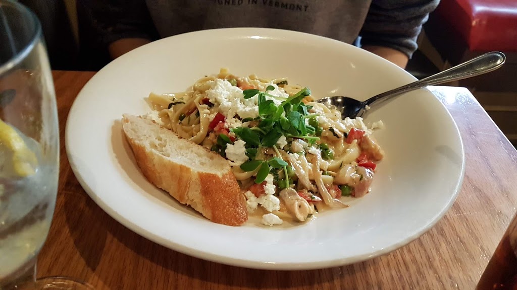 West Plains Bistro | 133 Plains Rd E, Burlington, ON L7T 2L3, Canada | Phone: (905) 333-9449