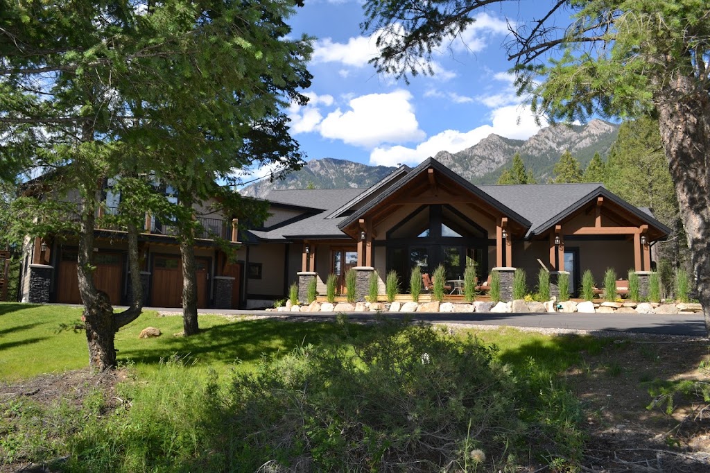 Radium Elk Park B&B | 4943 Saddlewood Ln, Radium Hot Springs, BC V0A 1M0, Canada | Phone: (250) 347-9522