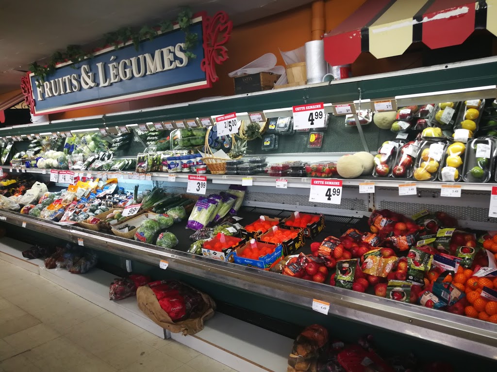 Marché Bonichoix Épicerie Y&Z inc. | 299 Avenue Royale, Saint-Tite-des-Caps, QC G0A 4J0, Canada | Phone: (418) 823-2314