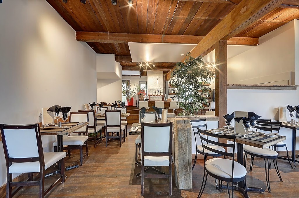 Resto Bar Chez Moi | 241 Chemin du Roy, Deschambault, QC G0A 1S0, Canada | Phone: (418) 286-6691