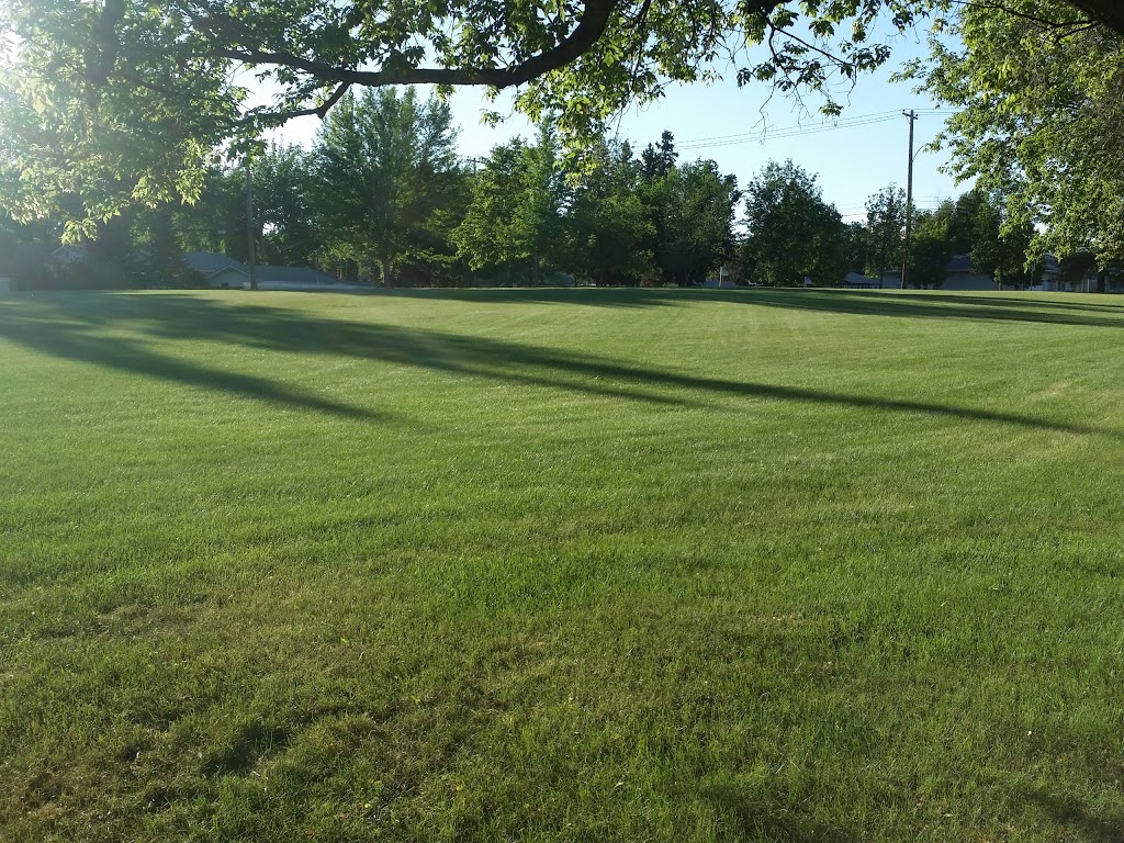 Canon Smith Park | 1507 Isabella St E, Saskatoon, SK S7J 1Z1, Canada | Phone: (306) 975-3300