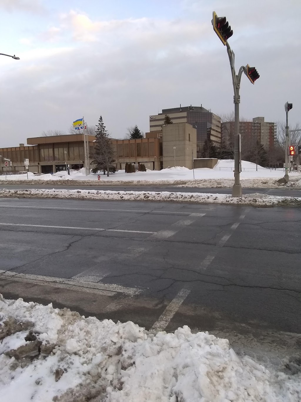 Laval City Hall | 3131 Boulevard Saint-Martin O, Laval, QC H7V 3Z4, Canada | Phone: (450) 978-6888