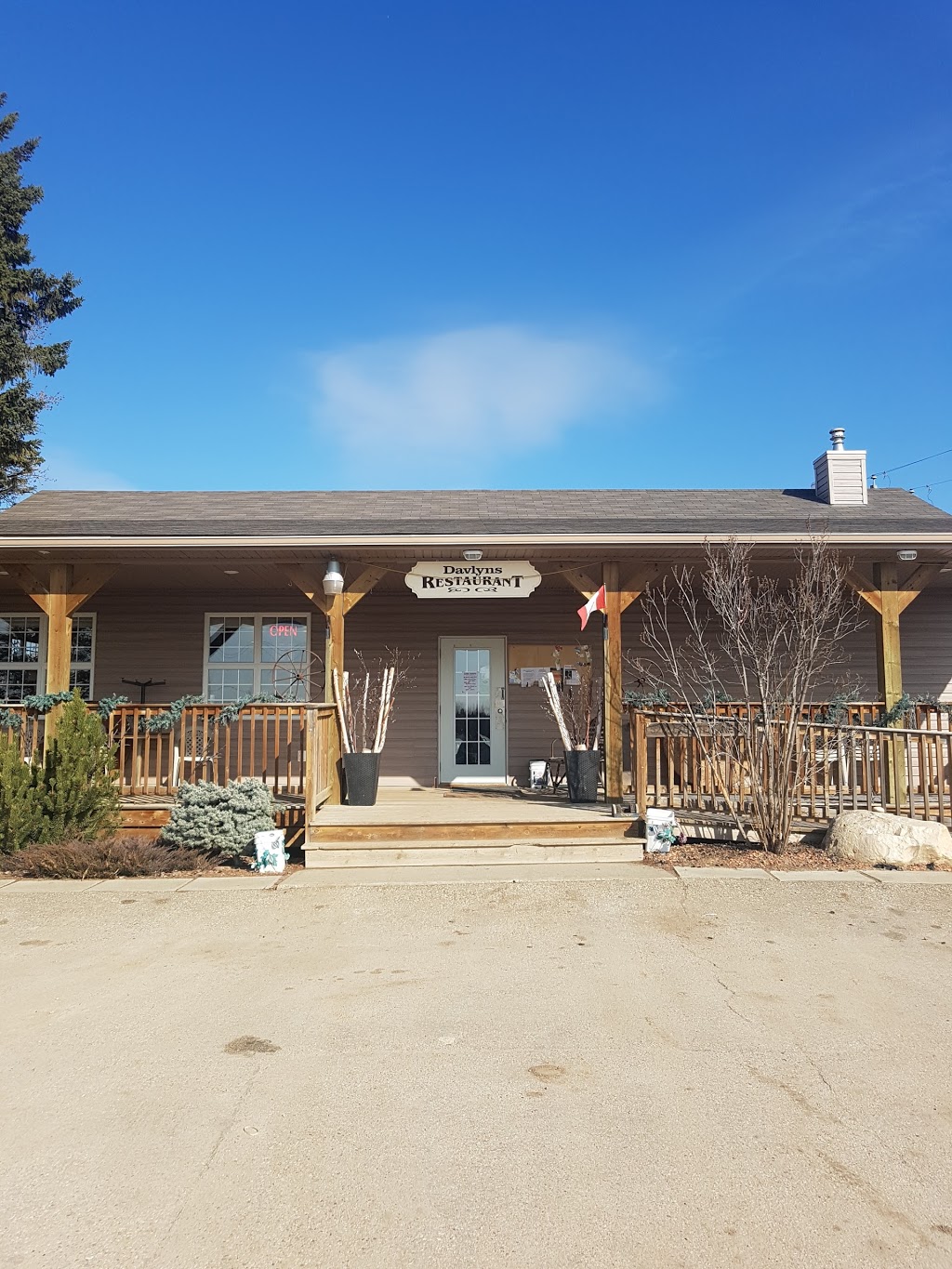 Davlyns | 5212 Lac St Anne Trail N, Onoway, AB T0E 1V0, Canada | Phone: (780) 967-4981