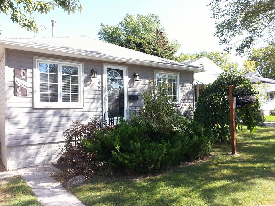Collingwood Music Studio | 379 Hurontario St, Collingwood, ON L9Y 2M7, Canada | Phone: (705) 539-0772
