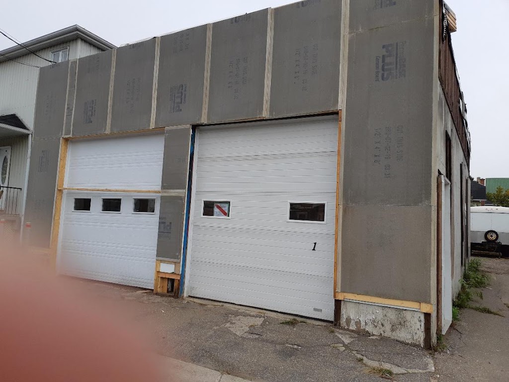 Entrepreneur Spécialisé Jean-François Duchesne | 231 Delisle, Chicoutimi, QC G7G 3B1, Canada | Phone: (418) 693-3016