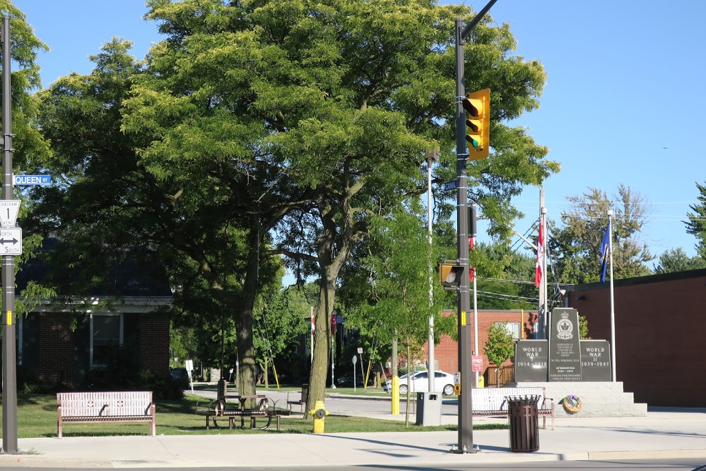 Tilbury Post Office | 1 Queen St N, Tilbury, ON N0P 2L0, Canada | Phone: (866) 607-6301