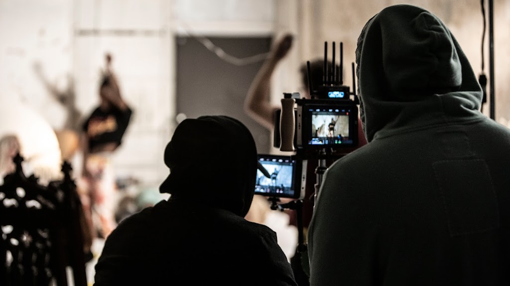 208 Media Inc. | 60B Eastview Rd, Guelph, ON N1E 1Z6, Canada | Phone: (226) 203-5388