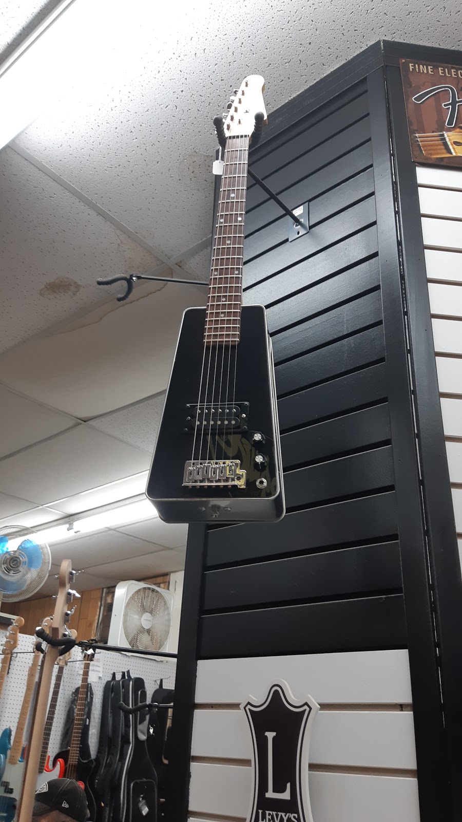 Johns Music | 37 Main St N, Moose Jaw, SK S6H 0V8, Canada | Phone: (306) 692-0860