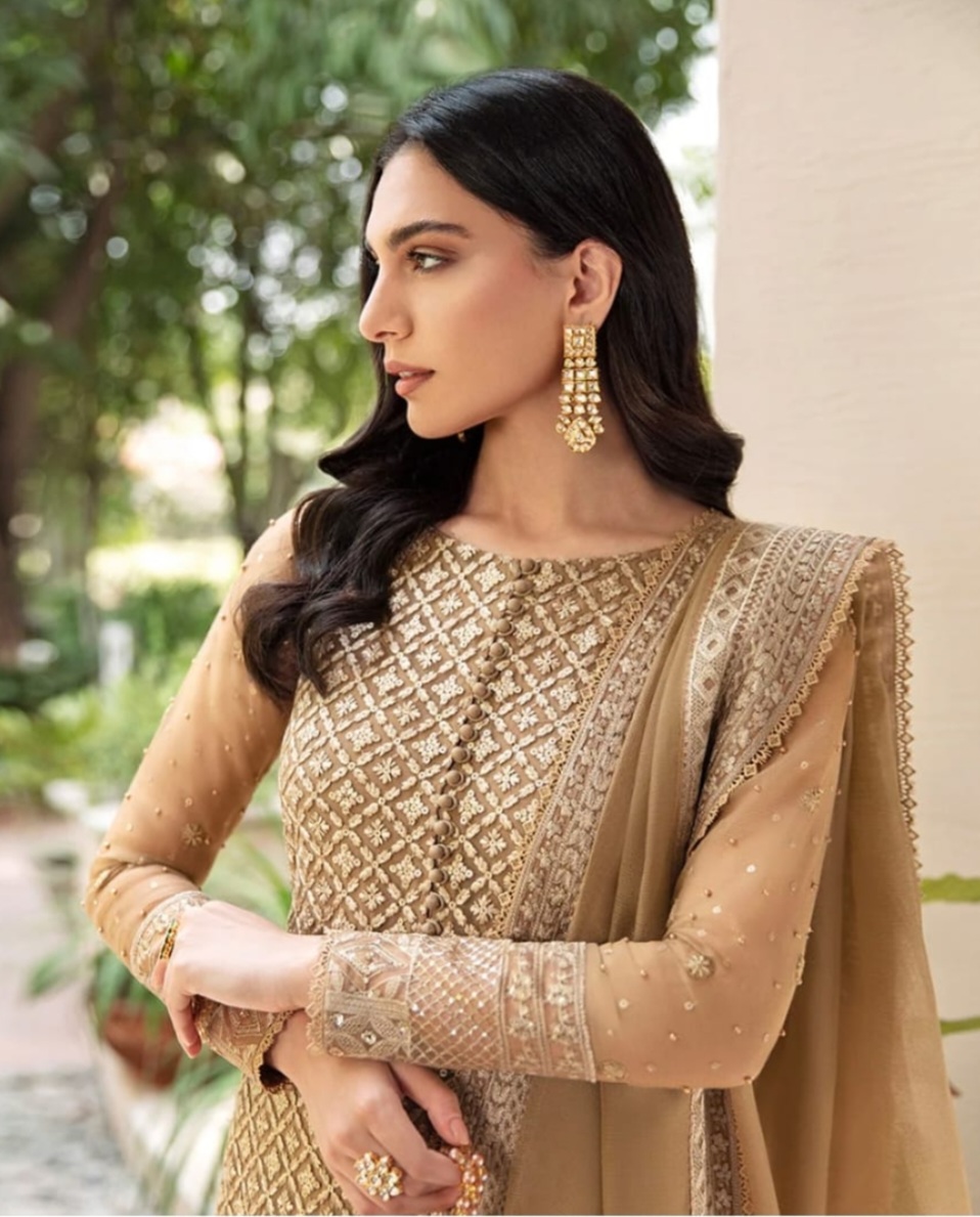 Sohos fashion store | 301 Oxford St W #22, London, ON N6H 1S9, Canada | Phone: (289) 971-9310