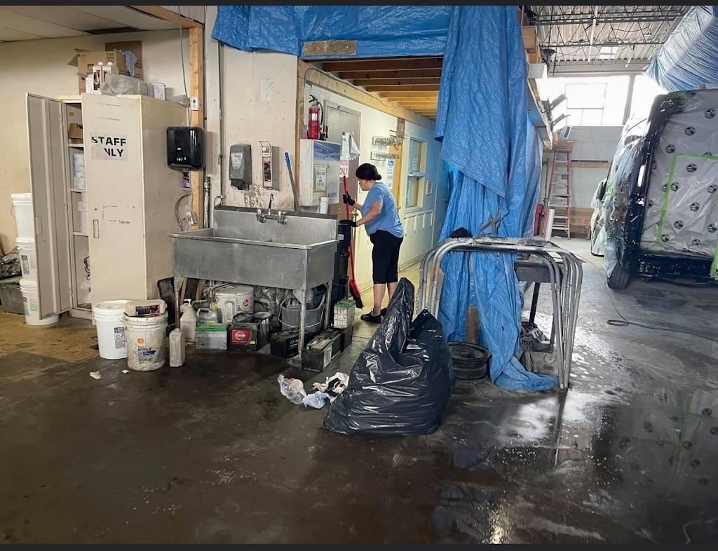 Albechris Cleaning Services Inc | 54 Wardlaw Ave, Orangeville, ON L9W 6M3, Canada | Phone: (416) 898-0644
