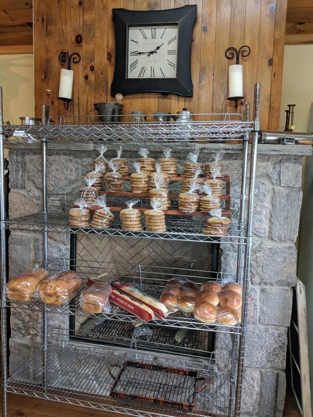 Country Bakery | 9996 ON-118, Algonquin Highlands, ON K0M 1J2, Canada | Phone: (705) 489-2917