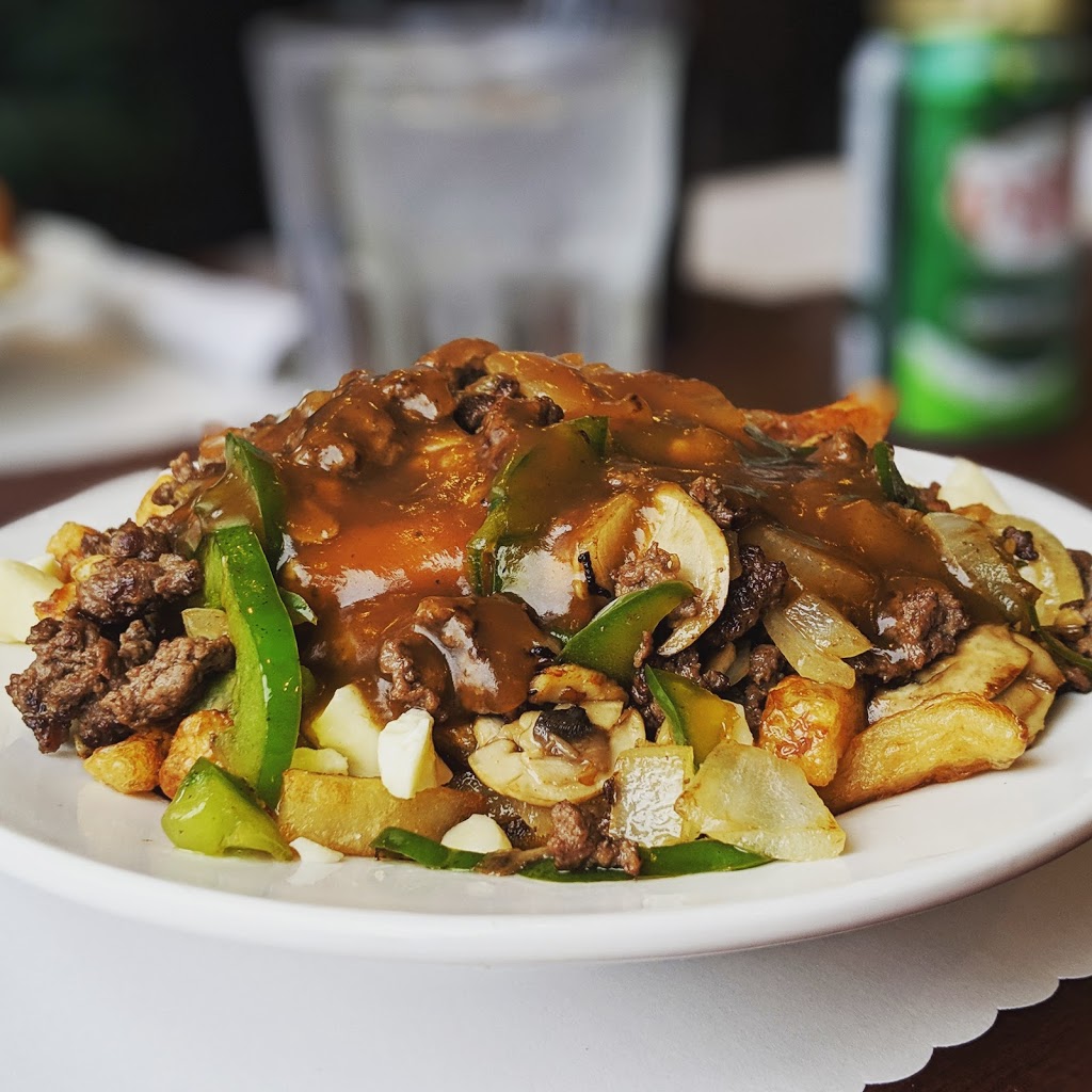 Restaurant Chez Basile | 74 Rue Sainte-Anne, Sainte-Anne-de-Bellevue, QC H9X 1L9, Canada