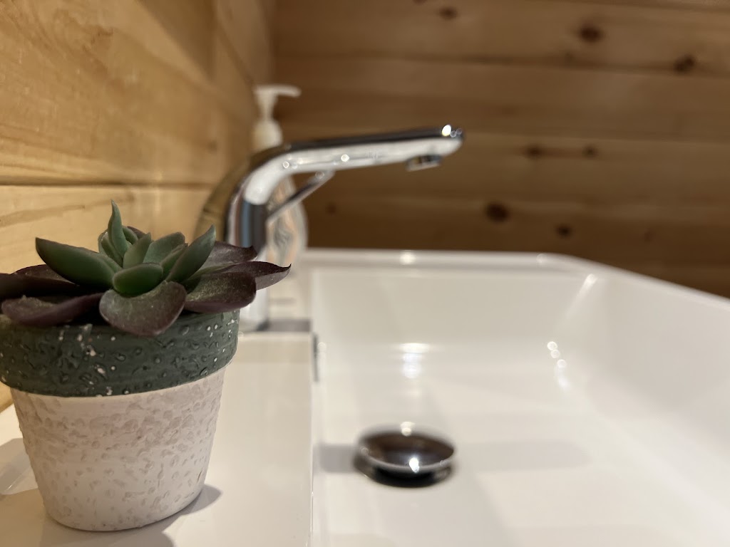 Chalets Plein Bois - OZEN | 490 Chem. du Lac Ste Rose S, Mandeville, QC J0K 1L0, Canada | Phone: (514) 668-2586