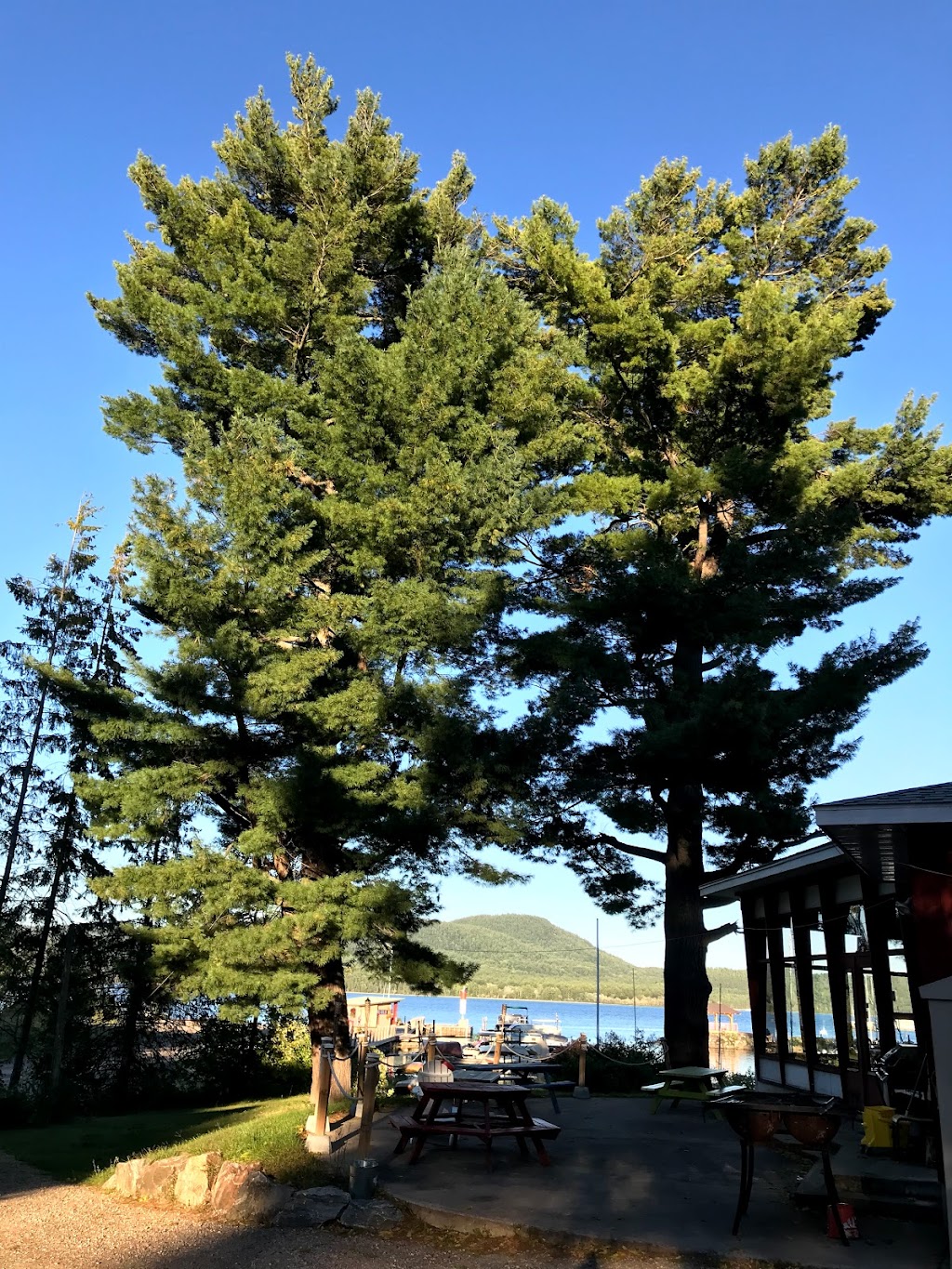 Deep River Yacht and Tennis Club | 34 Pier Rd, Deep River, ON K0J 1P0, Canada | Phone: (613) 775-0242