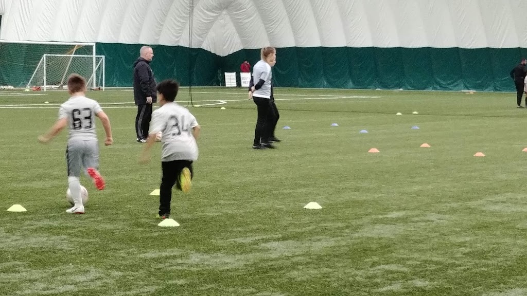 Richmond Green Sports Dome | 1 William F. Bell Pkwy, Richmond Hill, ON L4S 1N1, Canada | Phone: (905) 737-1236 ext. 222