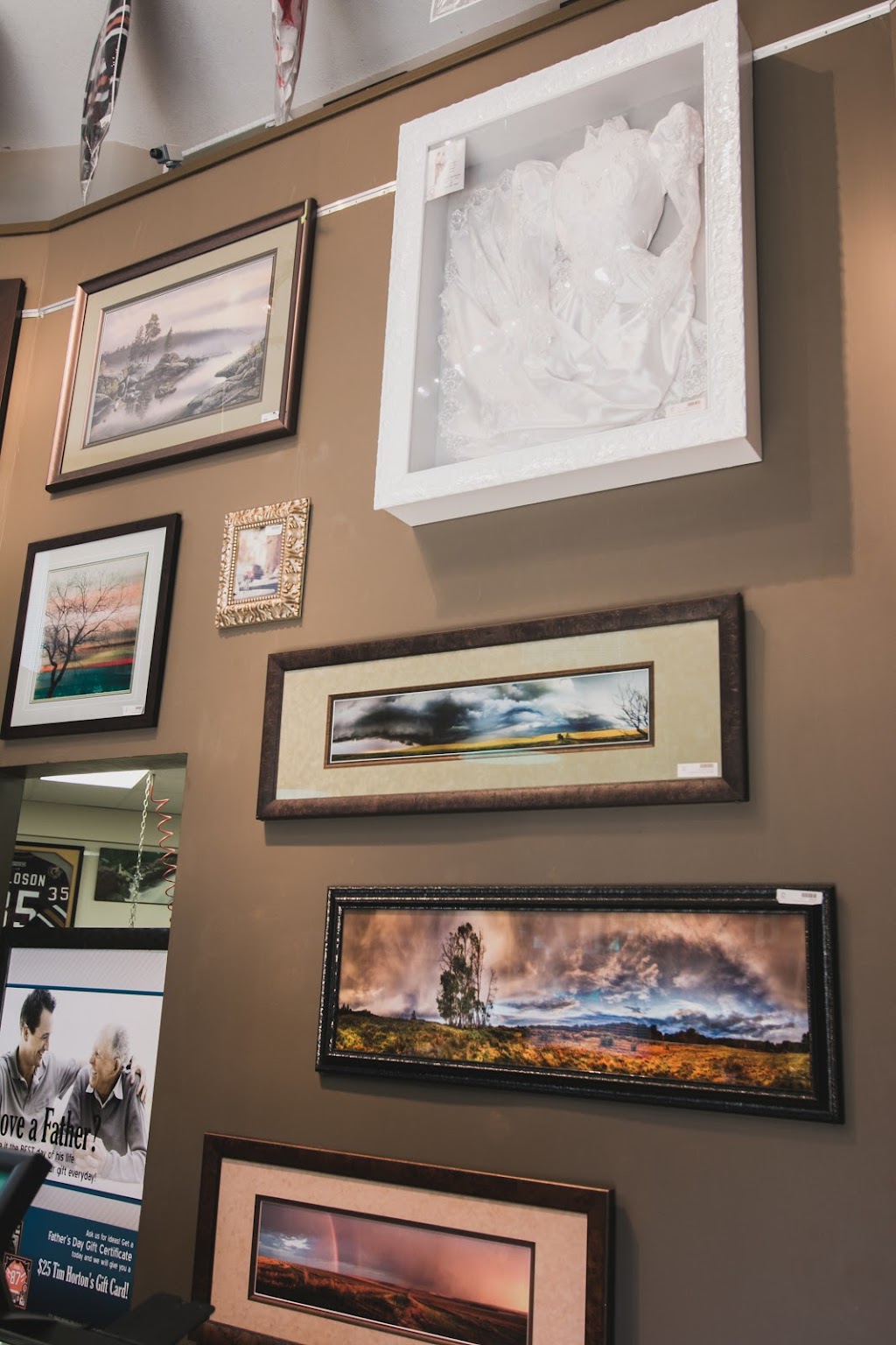 The Framing Nook | 4664 Riverside Dr #1, Red Deer, AB T4N 6Y5, Canada | Phone: (403) 340-1575