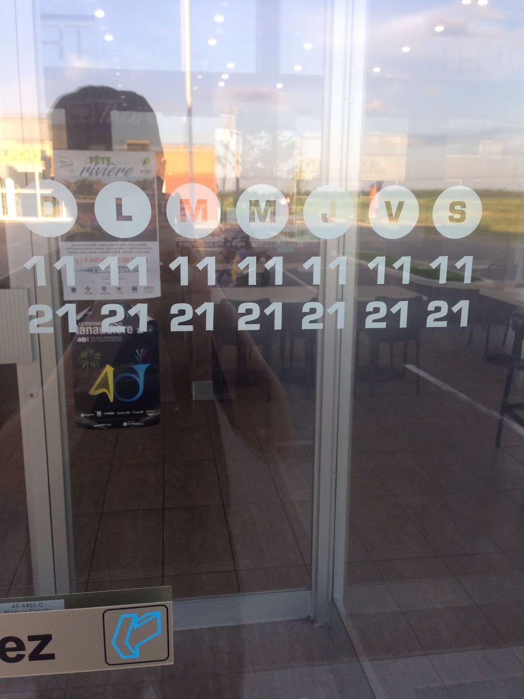 Thai Express | 788 Montée de St Sulpice, Place Marquis, LAssomption, QC J5W 2T5, Canada | Phone: (450) 589-8880