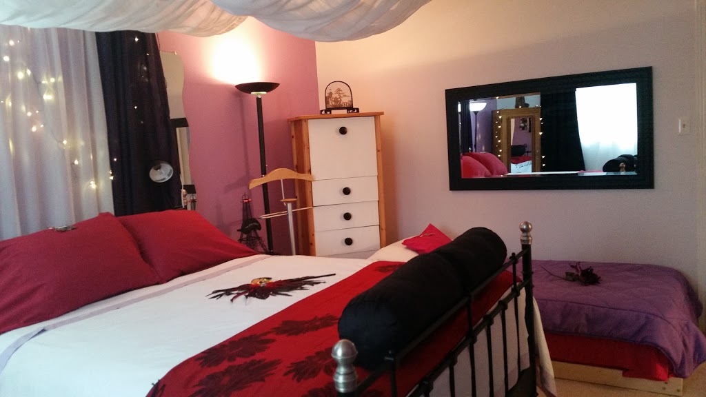 Spoiled Rotten Bed & Breakfast | 1403 Shawinigan St, Orléans, ON K4A 2L9, Canada | Phone: (613) 406-6395