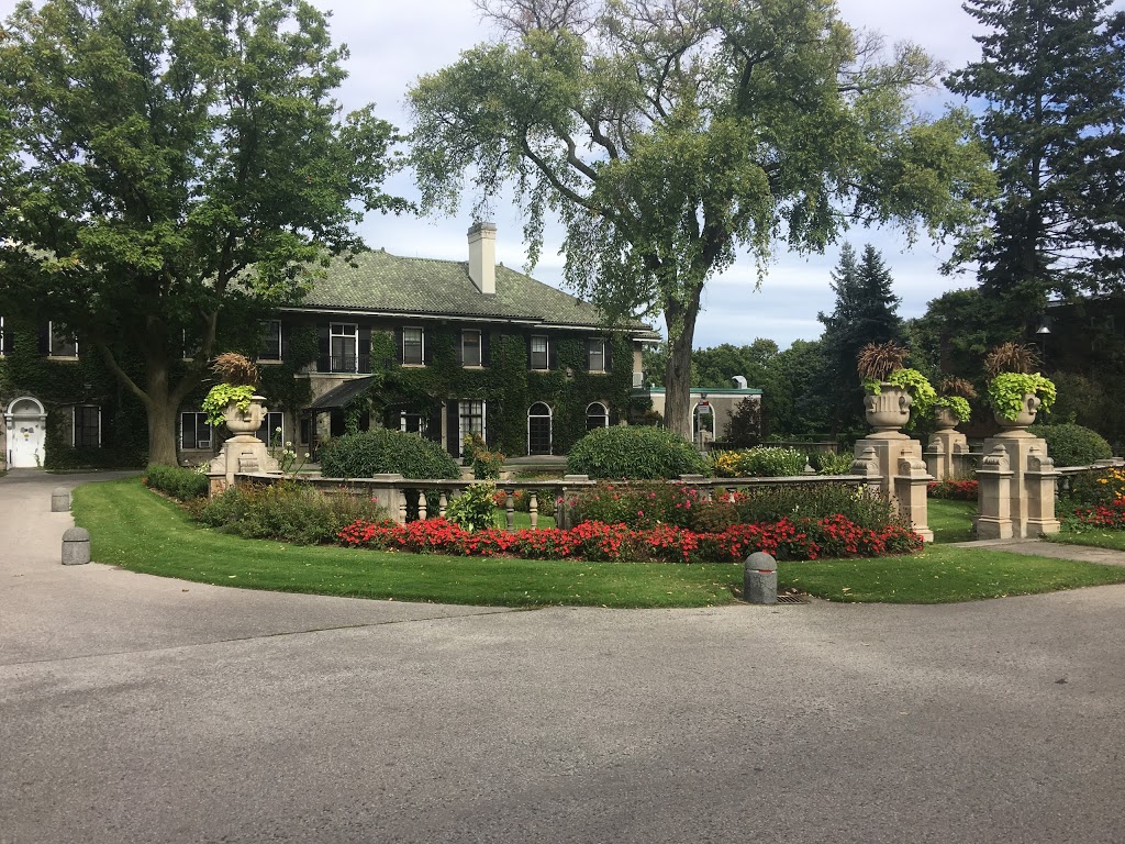 Glendon Gallery | 2275 Bayview Ave, North York, ON M4N 3M6, Canada | Phone: (647) 785-1012