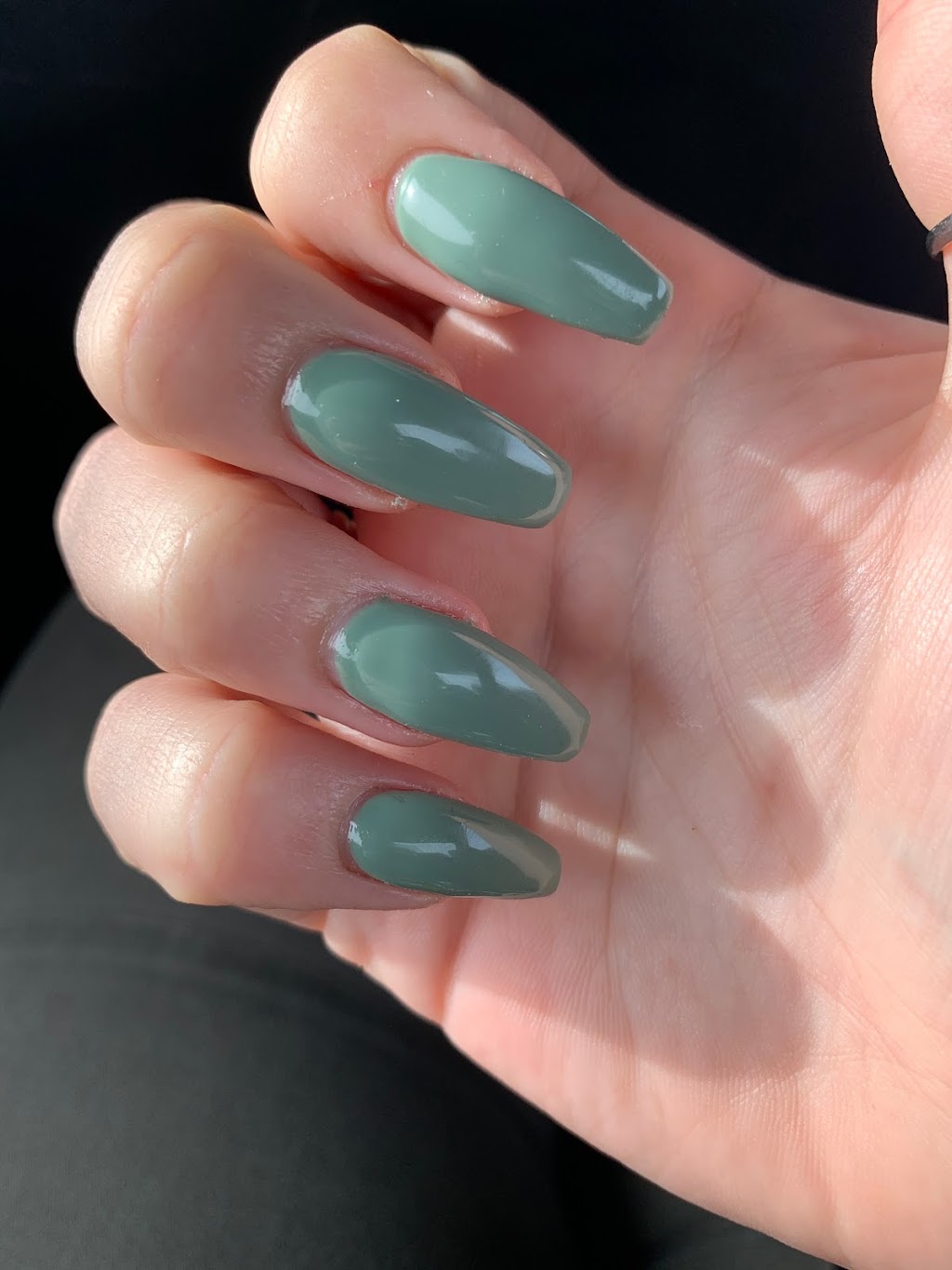 Tropical Nails | 2016 Tenth Line Rd, Orléans, ON K4A 4X4, Canada | Phone: (613) 841-3222
