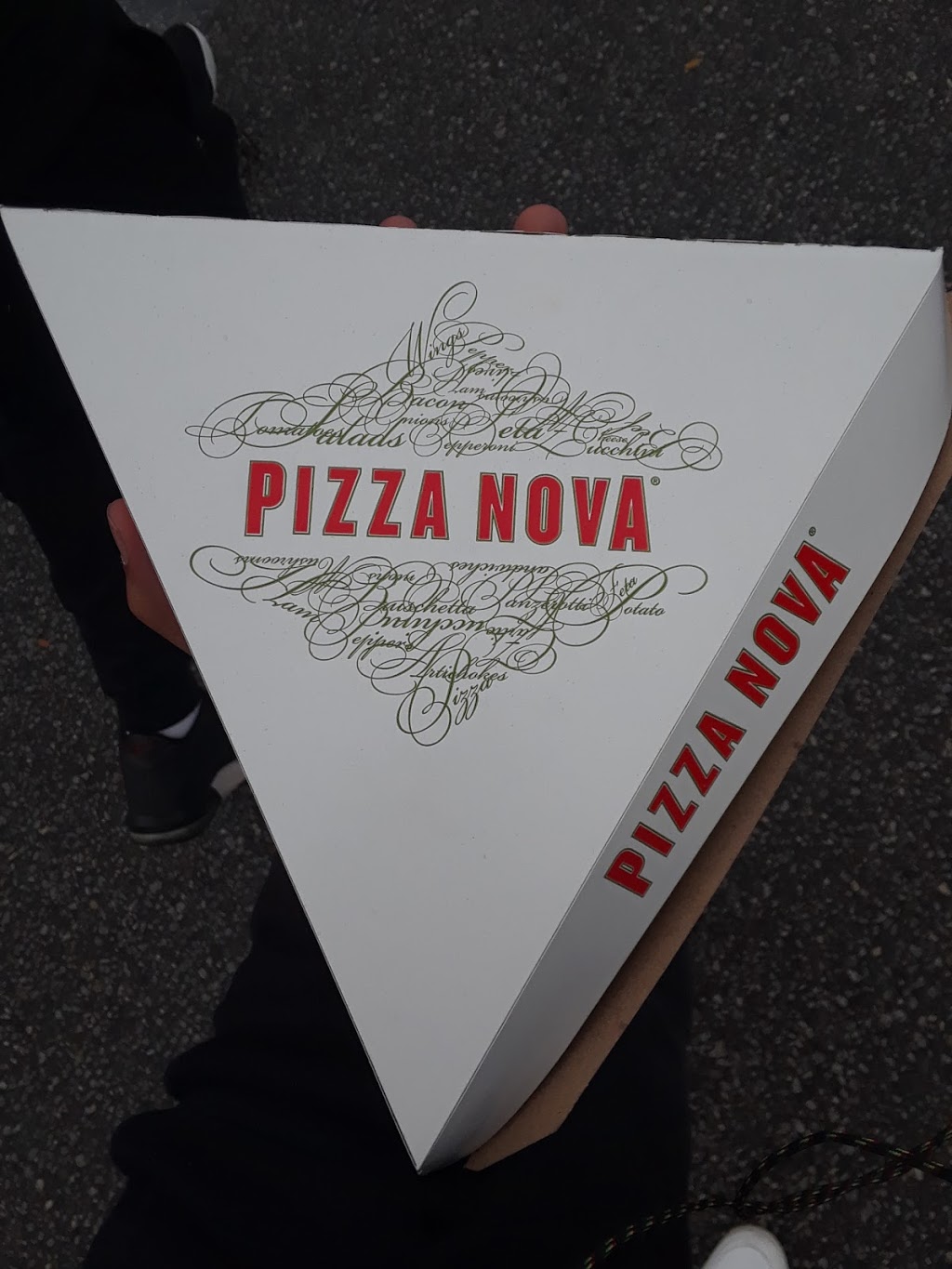 Pizza Nova | 1701 Martin Grove Rd #4, Etobicoke, ON M9V 4N4, Canada | Phone: (416) 439-0000