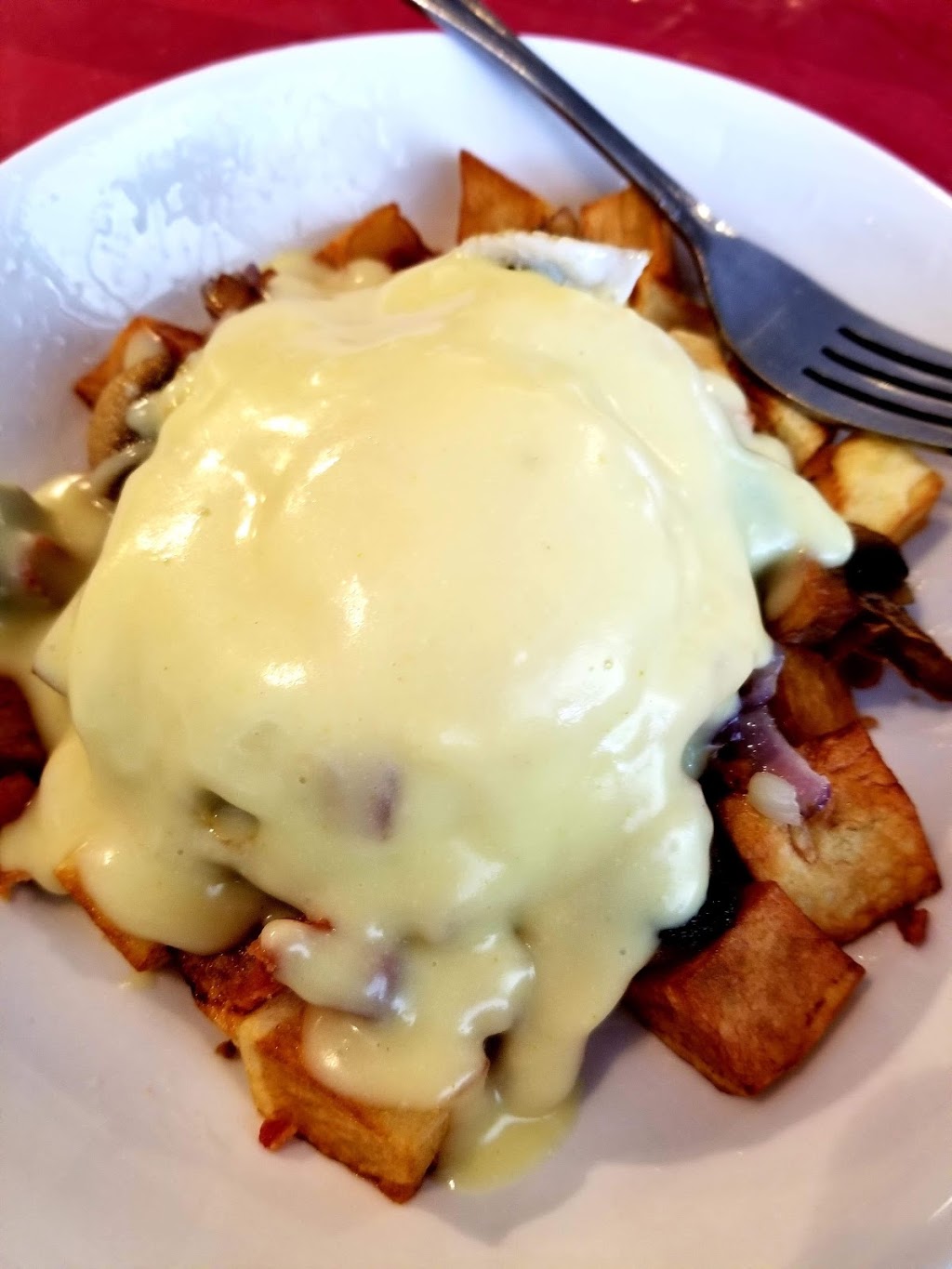 Watsons Bistro | 1691 hwy 2 east, Kingston, ON K7L 4V1, Canada | Phone: (613) 531-9555