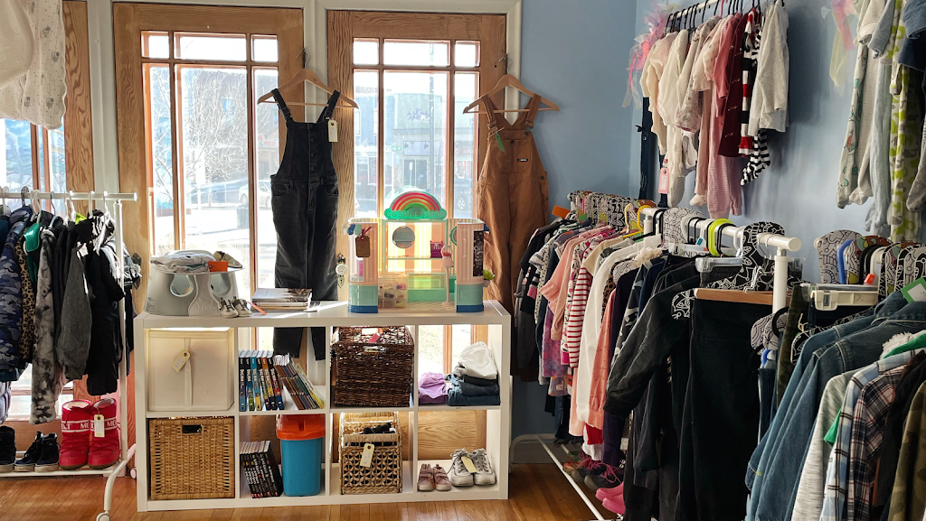 Little Coyote | 153 Macleod Trail SW, High River, AB T1V 1M9, Canada | Phone: (403) 863-3943