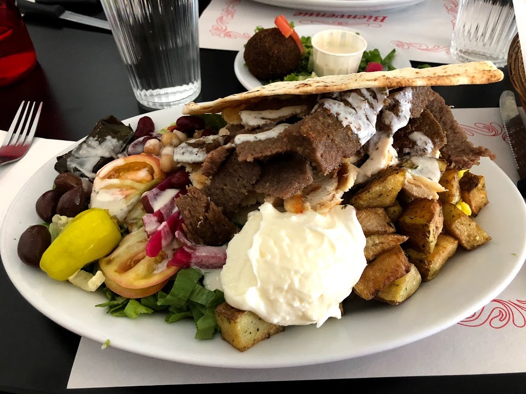 Restaurant Beyrouth | 966 Rue Galt O, Sherbrooke, QC J1H 1Z7, Canada | Phone: (819) 565-1555